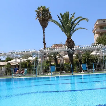 Mirasole International Hotel 4*