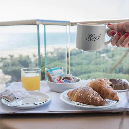 Hotel Mirasole International 4*