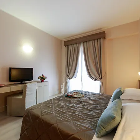 Mirasole International فندق