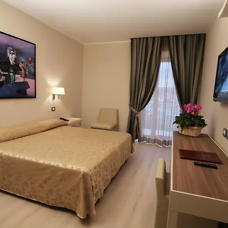 Mirasole International 4*