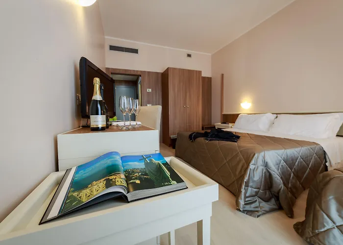 Mirasole International